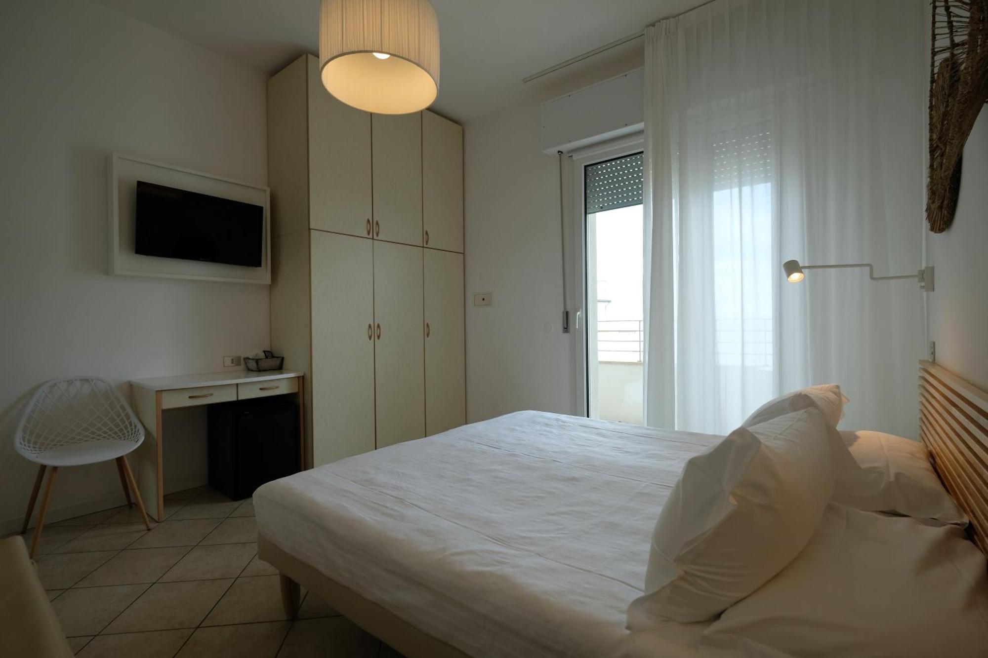 Hotel Solemare Milano Marittima Bagian luar foto