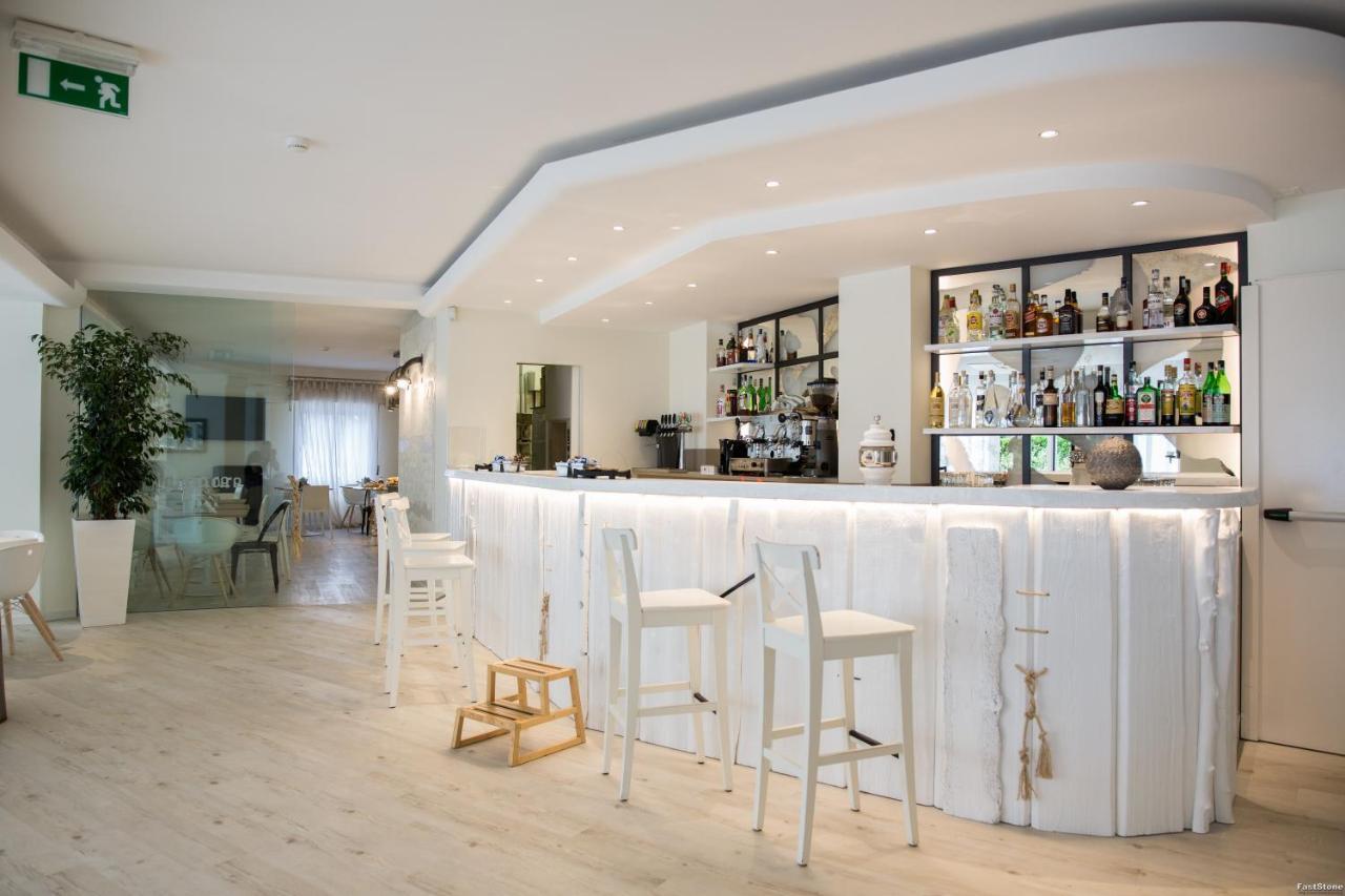 Hotel Solemare Milano Marittima Bagian luar foto
